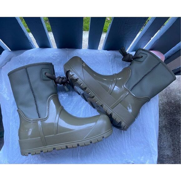 UGG® Women’s Raincloud Lace Burnt Olive Rubber Waterproof Rain Boots SZ US 8 - Picture 8 of 11